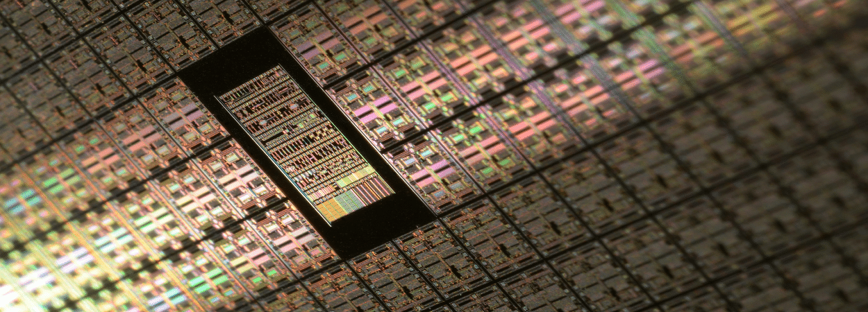 SD Case Study Microelectronics - Header